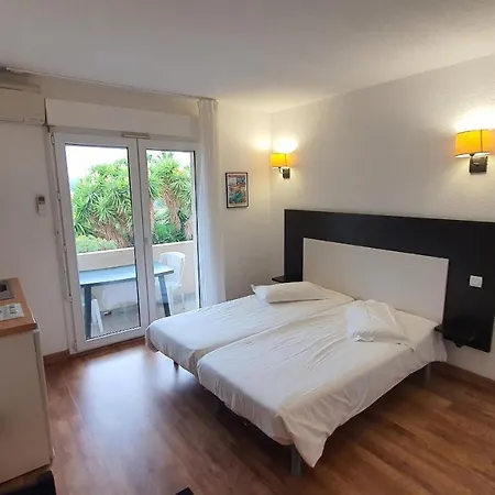 Studio St Florent Piscine 생플로랑