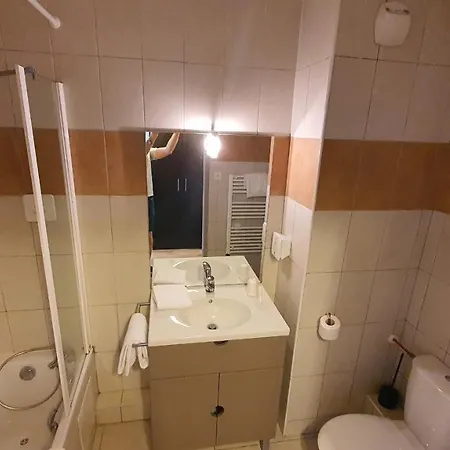 Studio St Florent Piscine